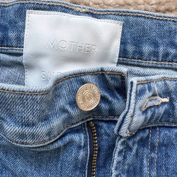 MOTHER The Duster Skimp Cuff Jeans - Picture 5 of 12